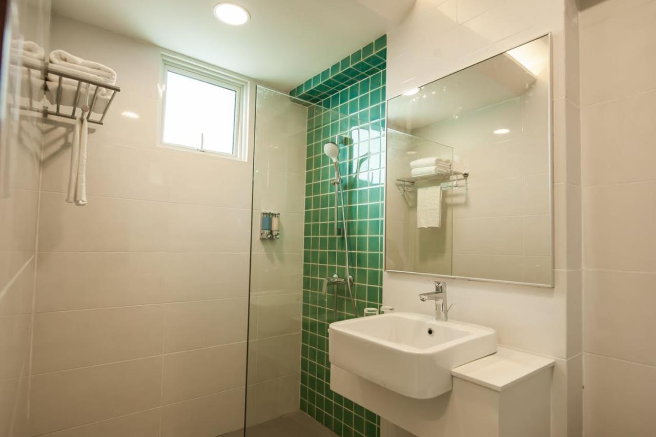 Aman Hills Hotel Kampong Timbunan Екстер'єр фото