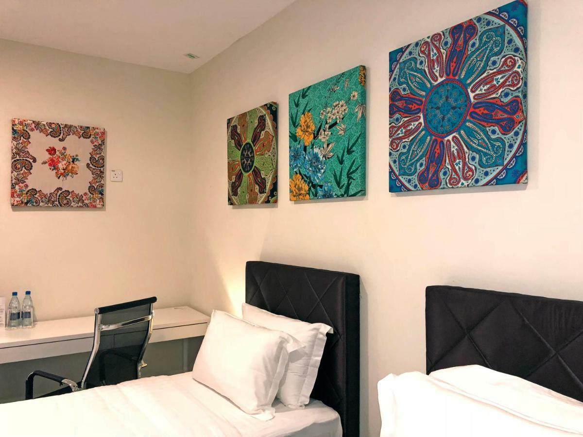 Aman Hills Hotel Kampong Timbunan Екстер'єр фото